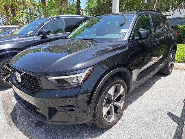 used 2024 Volvo XC40 car
