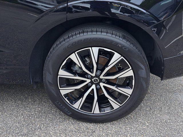 used 2023 Volvo XC60 car, priced at $32,995