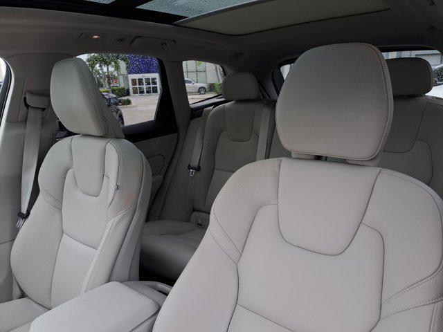 used 2023 Volvo XC60 car, priced at $32,995