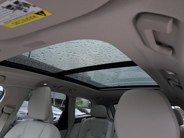 used 2023 Volvo XC60 car, priced at $31,595
