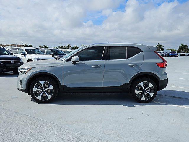 new 2025 Volvo XC40 car, priced at $46,015