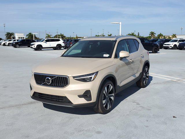 new 2025 Volvo XC40 car, priced at $51,000