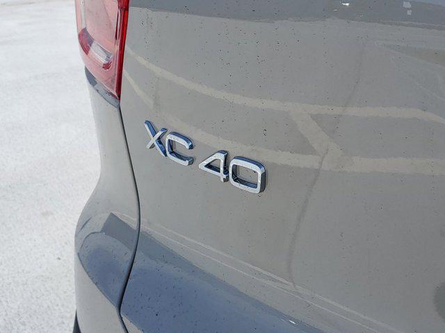 new 2025 Volvo XC40 car, priced at $51,000