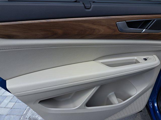 new 2025 Volkswagen Atlas car, priced at $37,691