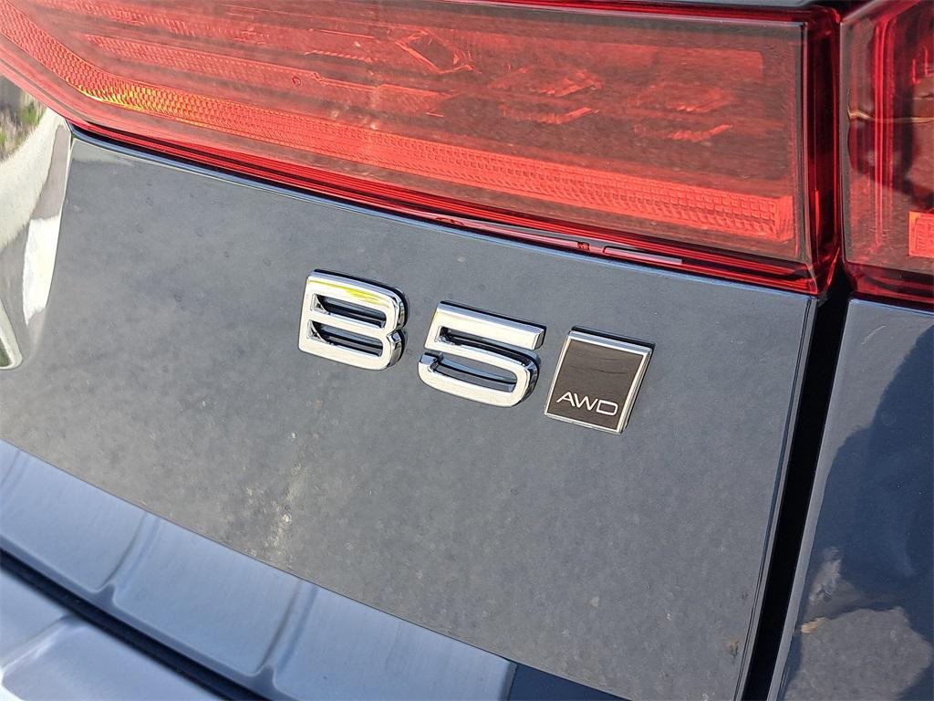 new 2026 Volvo XC60 car, priced at $53,139