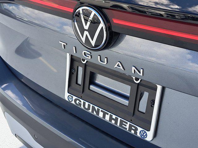 new 2025 Volkswagen Tiguan car, priced at $30,196