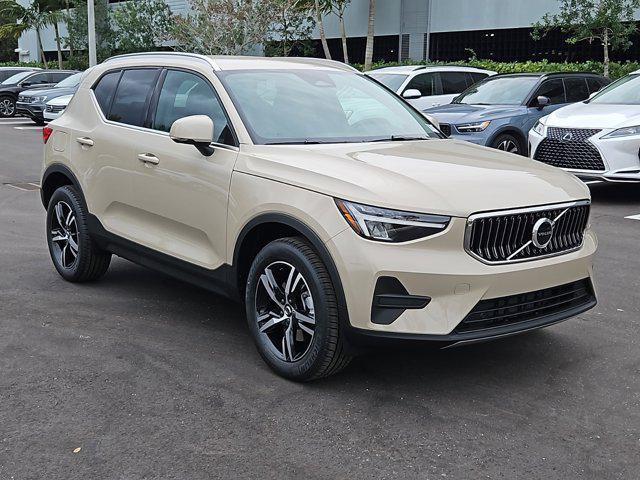 new 2025 Volvo XC40 car, priced at $43,045