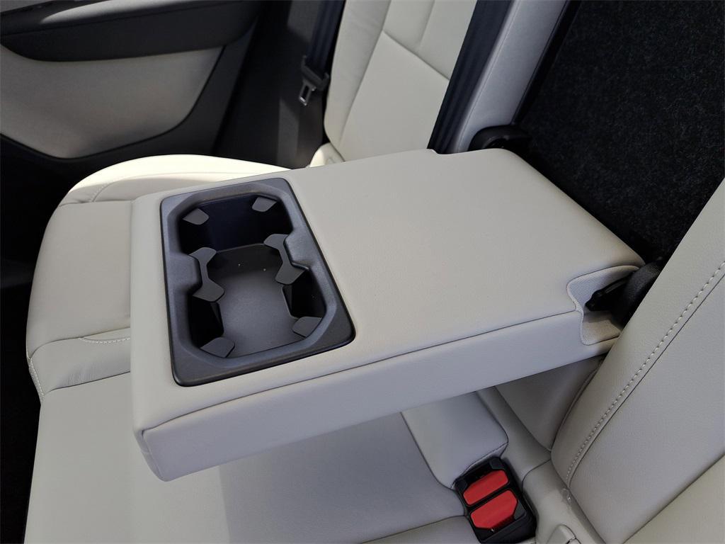 new 2026 Volvo XC40 car, priced at $46,127