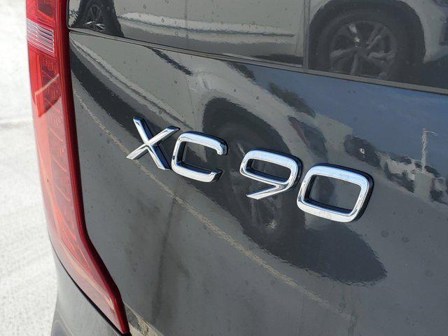 new 2025 Volvo XC90 car, priced at $69,560