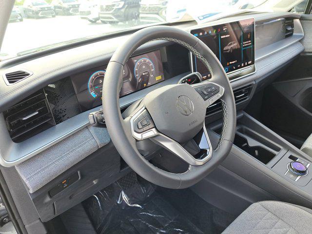 new 2025 Volkswagen Tiguan car, priced at $30,196