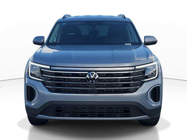 new 2025 Volkswagen Atlas car, priced at $39,018