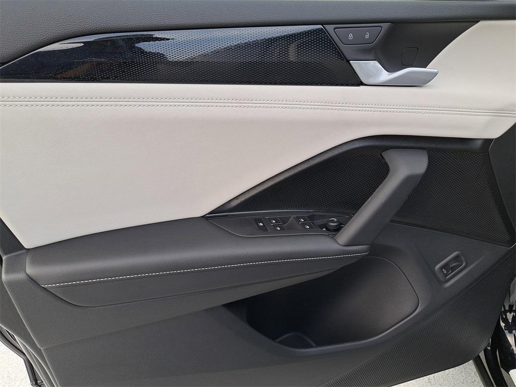 new 2025 Volkswagen Tiguan car, priced at $31,066