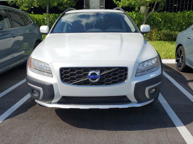 used 2016 Volvo XC70 car, priced at $17,995