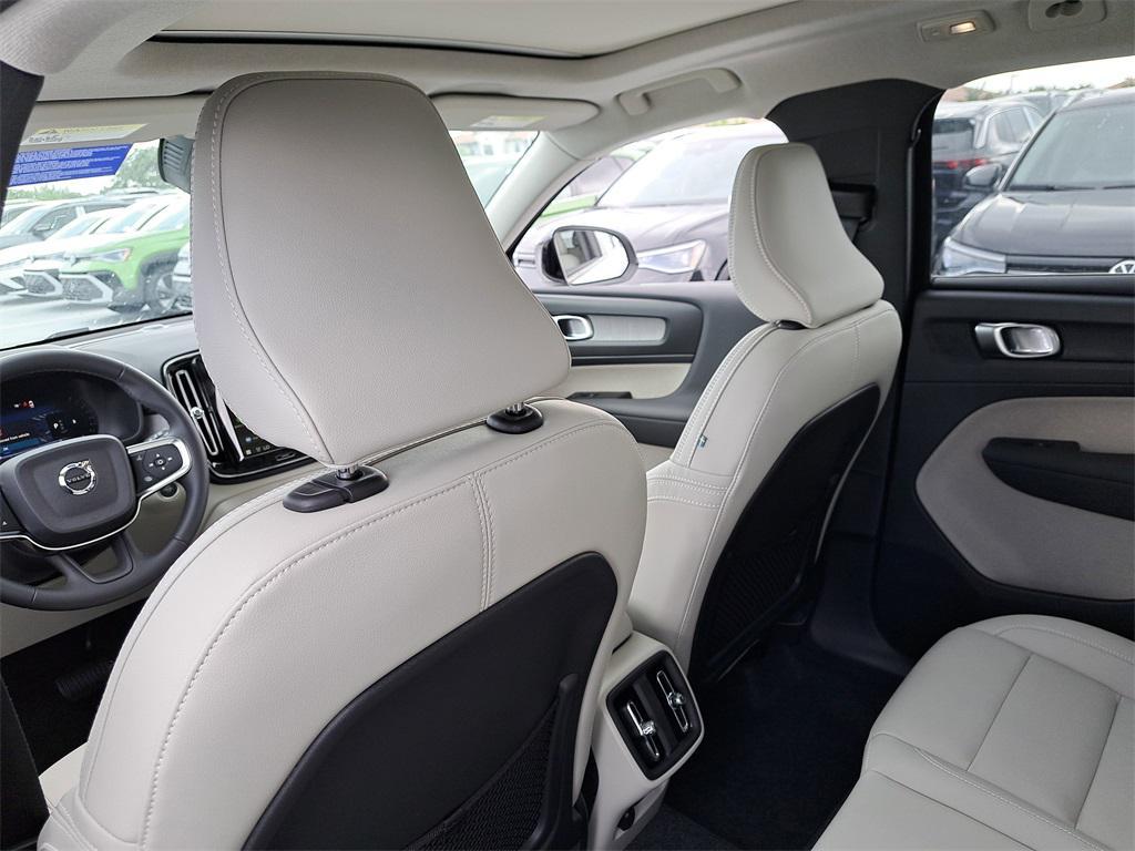 new 2026 Volvo XC40 car, priced at $43,295