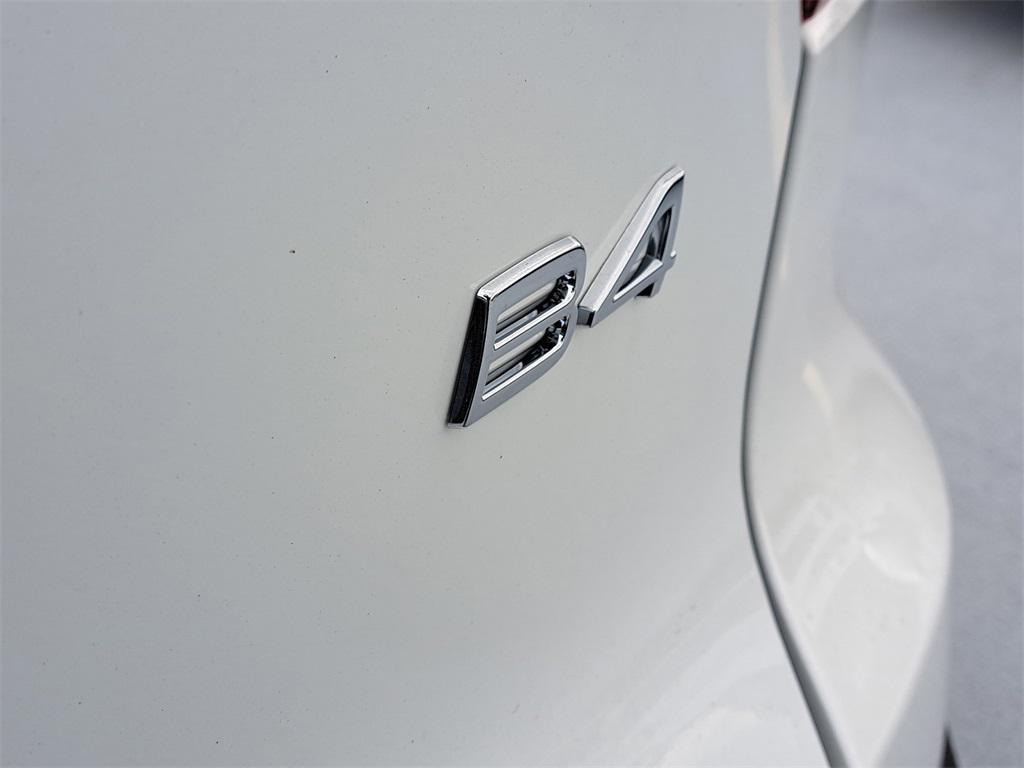 new 2026 Volvo XC40 car, priced at $43,295