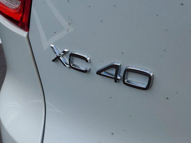 new 2025 Volvo XC40 car, priced at $49,790