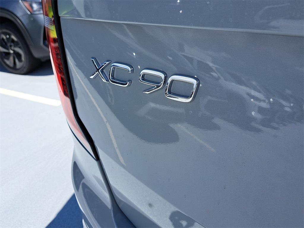 new 2026 Volvo XC90 car, priced at $67,162