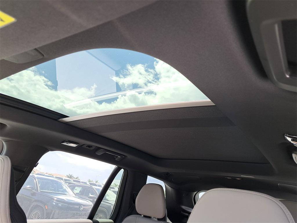 new 2026 Volvo XC90 car, priced at $67,162