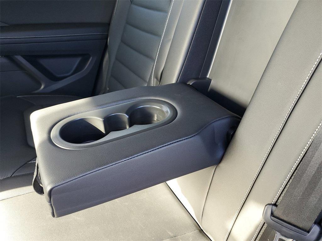 new 2024 Volkswagen Atlas Cross Sport car, priced at $41,886