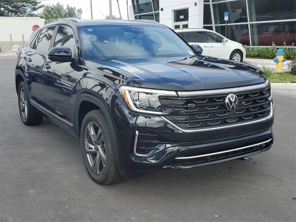 new 2024 Volkswagen Atlas Cross Sport car, priced at $41,886