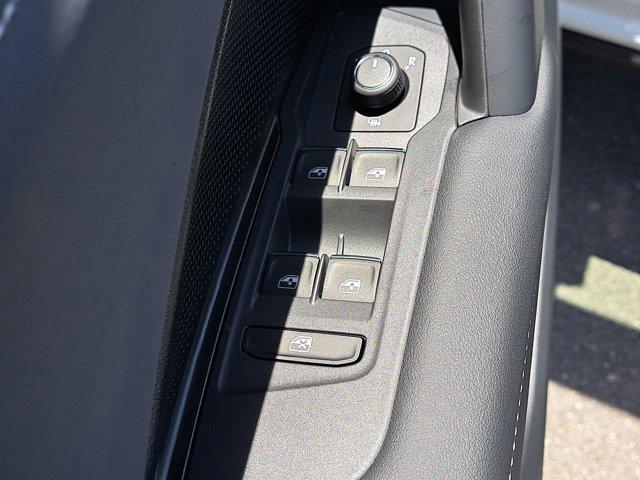 new 2025 Volkswagen Tiguan car, priced at $37,917