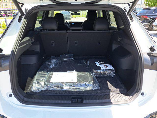 new 2025 Volkswagen Tiguan car, priced at $37,917