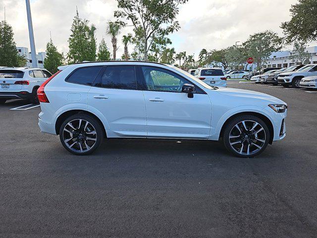 new 2025 Volvo XC60 car, priced at $61,450