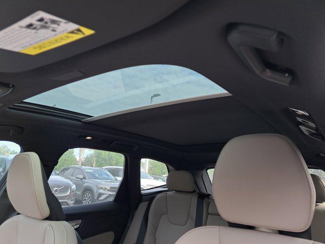 new 2026 Volvo XC60 car, priced at $47,995