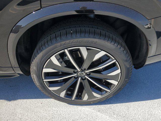 new 2025 Volvo XC90 car, priced at $55,575
