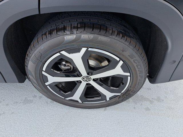 new 2025 Volkswagen Tiguan car, priced at $36,482