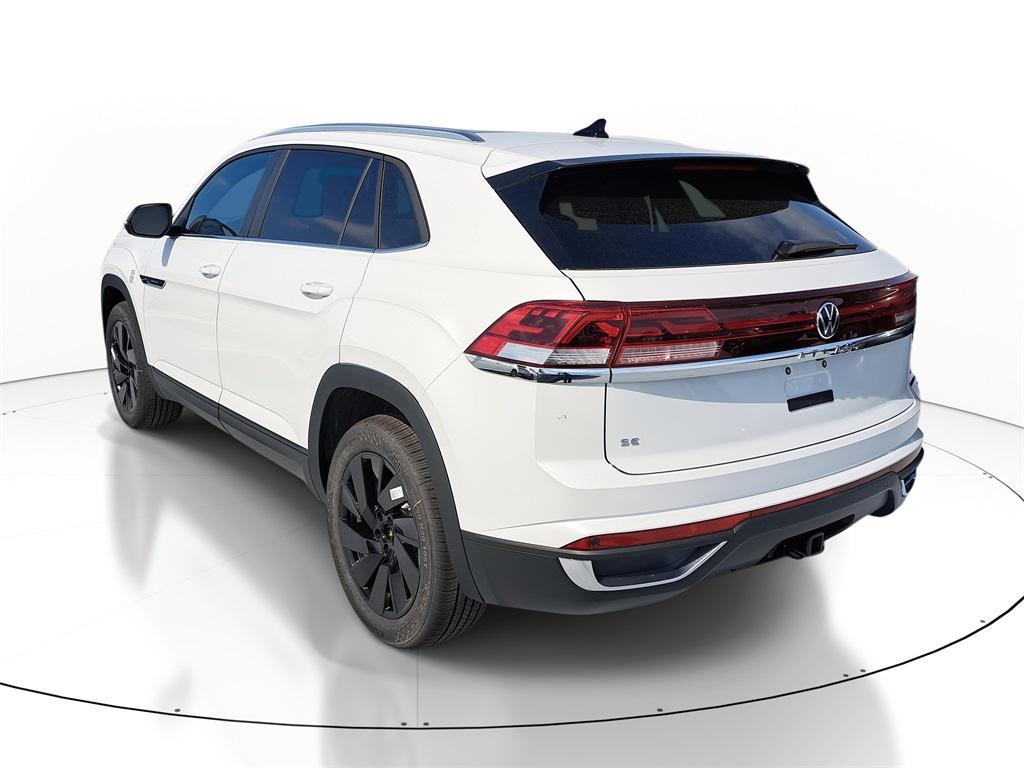 new 2026 Volkswagen Atlas Cross Sport car, priced at $44,011