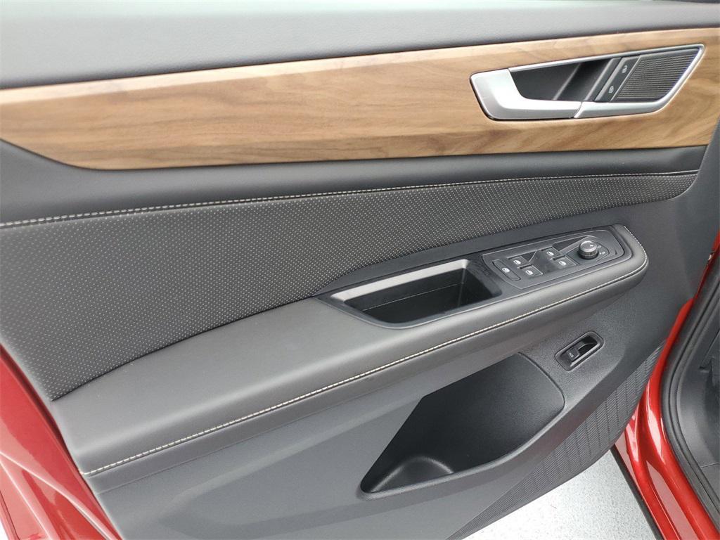 new 2024 Volkswagen Atlas car, priced at $36,566