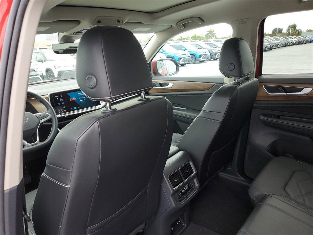 new 2024 Volkswagen Atlas car, priced at $36,566