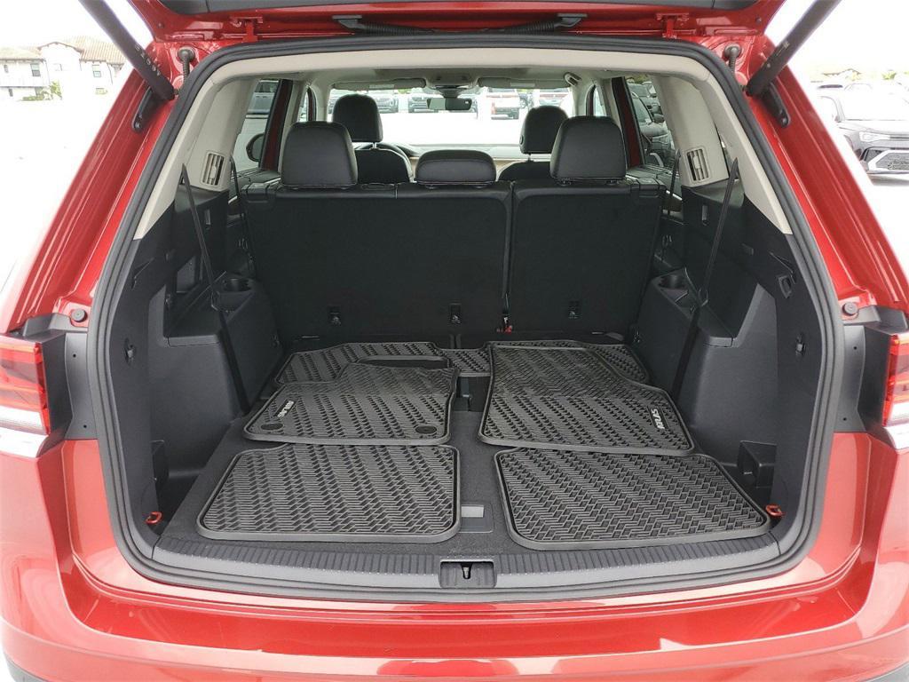 new 2024 Volkswagen Atlas car, priced at $36,566