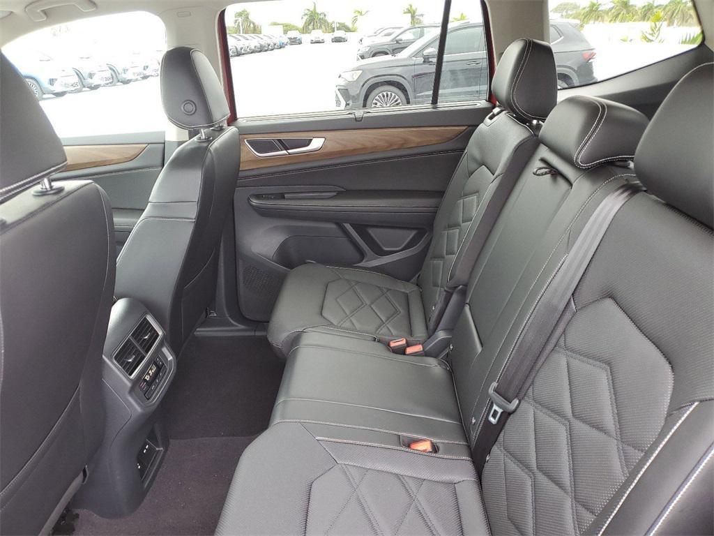 new 2024 Volkswagen Atlas car, priced at $36,566