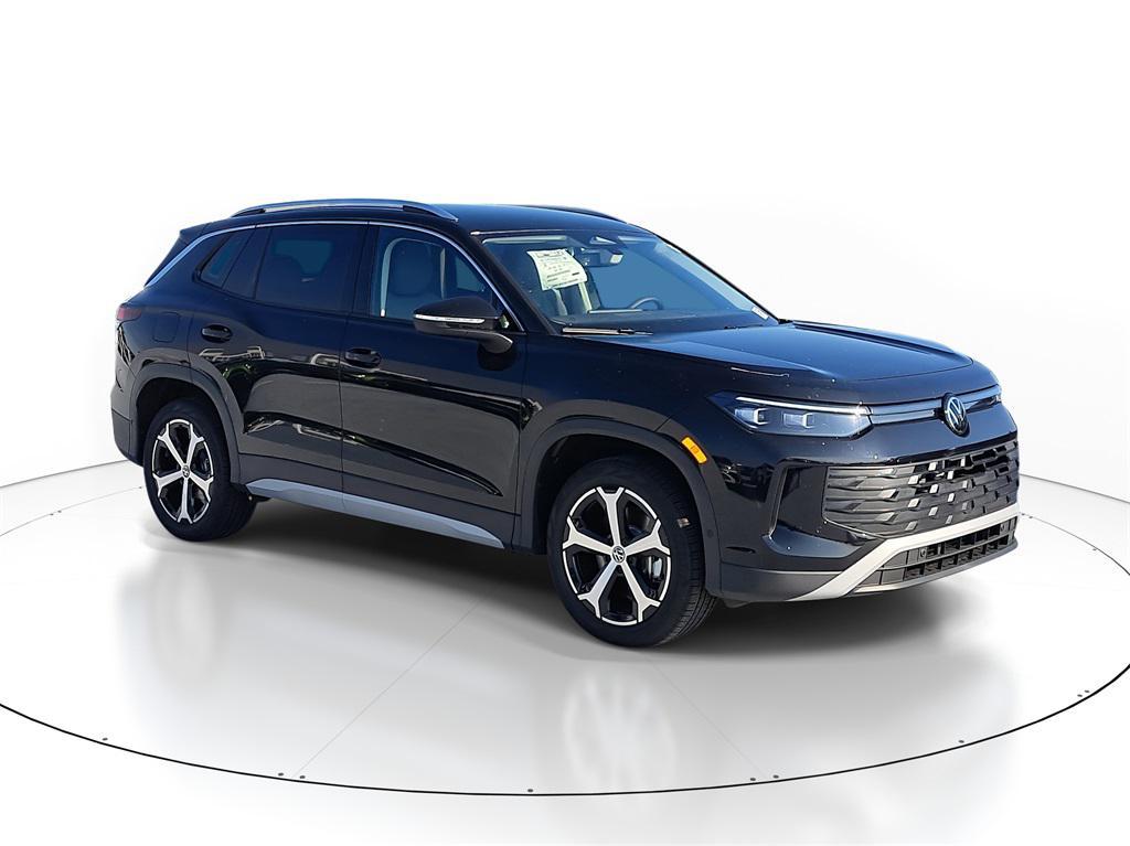 new 2025 Volkswagen Tiguan car, priced at $34,017