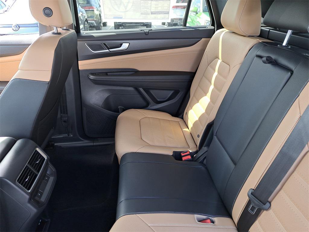 new 2026 Volkswagen Atlas Cross Sport car, priced at $50,059