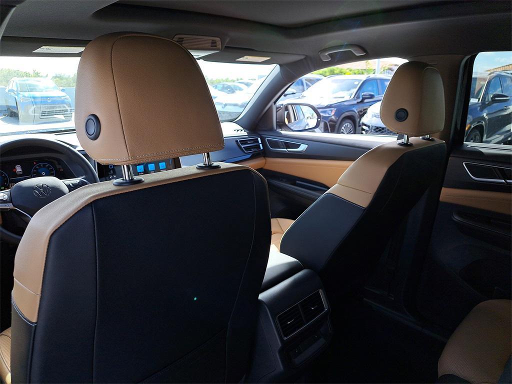 new 2026 Volkswagen Atlas Cross Sport car, priced at $50,059