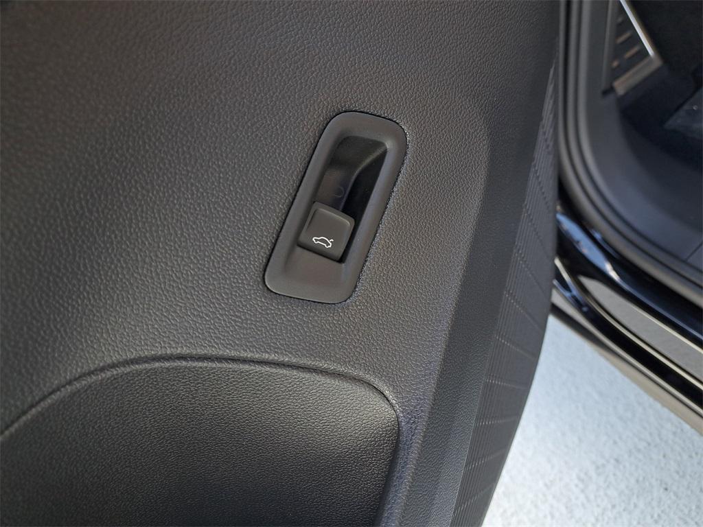 new 2026 Volkswagen Atlas Cross Sport car, priced at $50,059