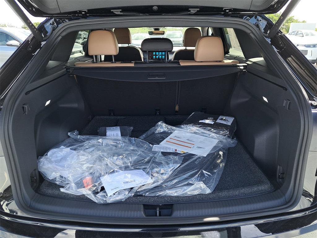 new 2026 Volkswagen Atlas Cross Sport car, priced at $50,059