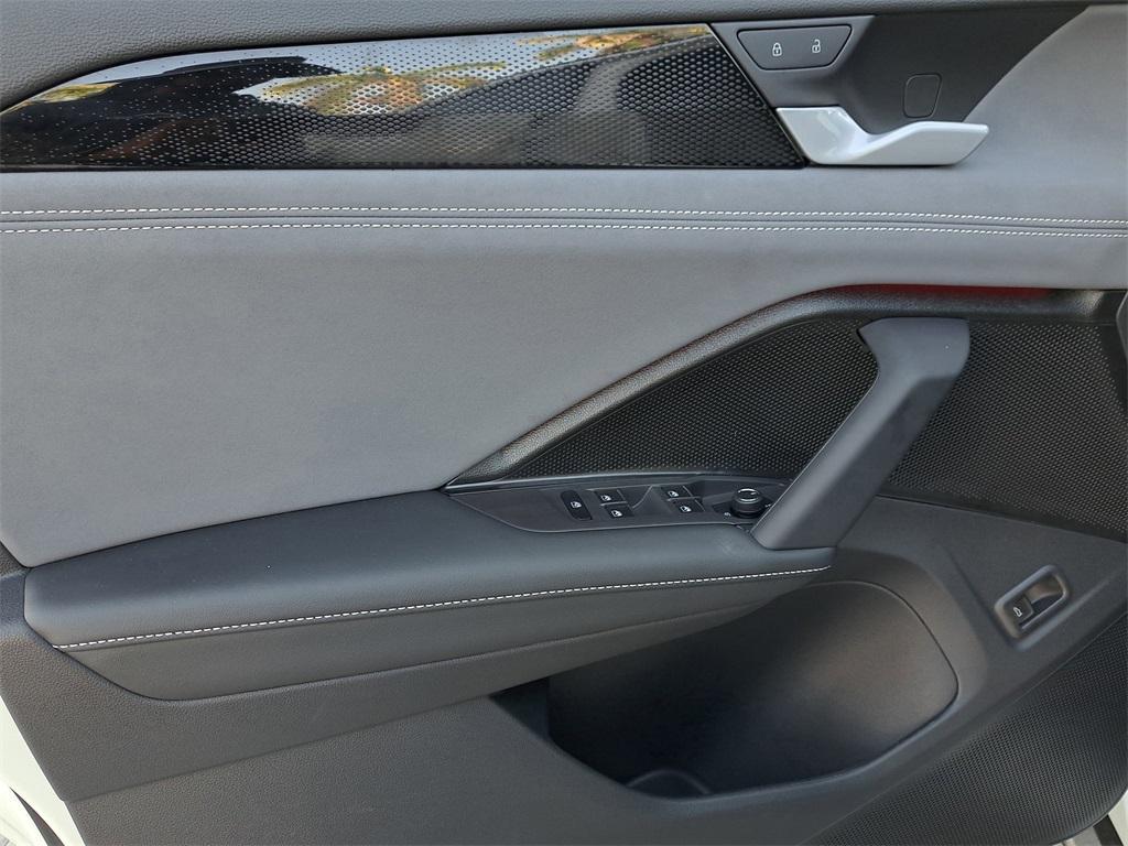 new 2025 Volkswagen Tiguan car, priced at $37,515