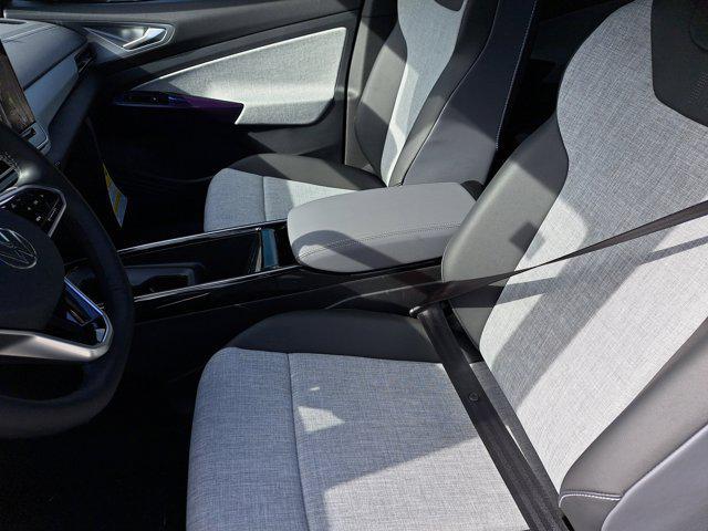 new 2025 Volkswagen ID.4 car, priced at $47,176