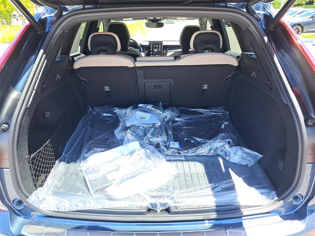 new 2026 Volvo XC60 Plug-In Hybrid car, priced at $58,995