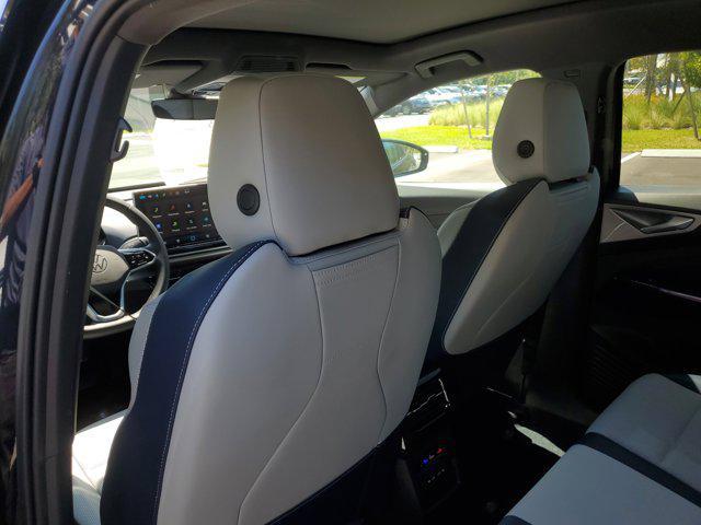 new 2025 Volkswagen ID.4 car, priced at $59,376