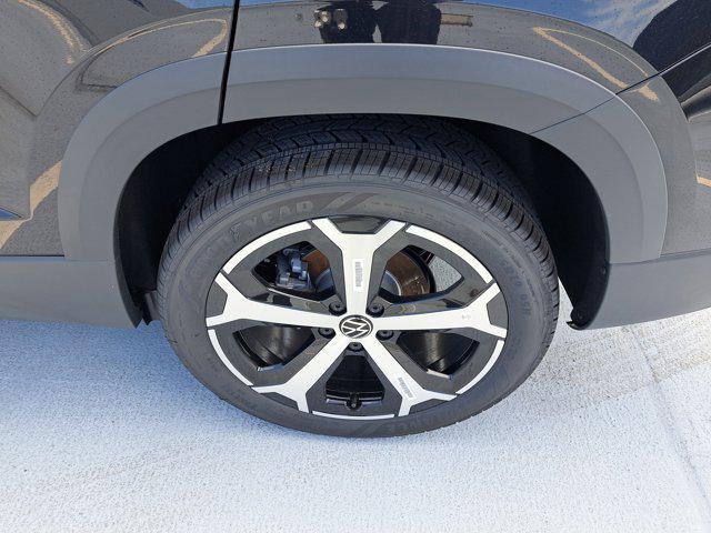 new 2025 Volkswagen Taos car, priced at $35,579