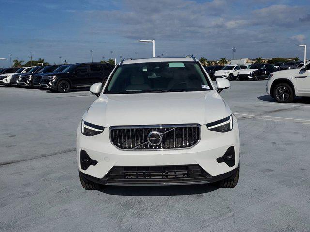 new 2025 Volvo XC40 car, priced at $48,315