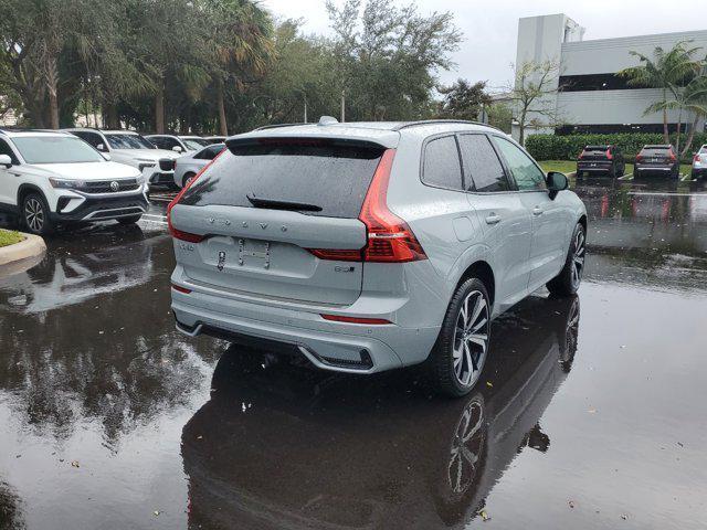 new 2025 Volvo XC60 car, priced at $61,025