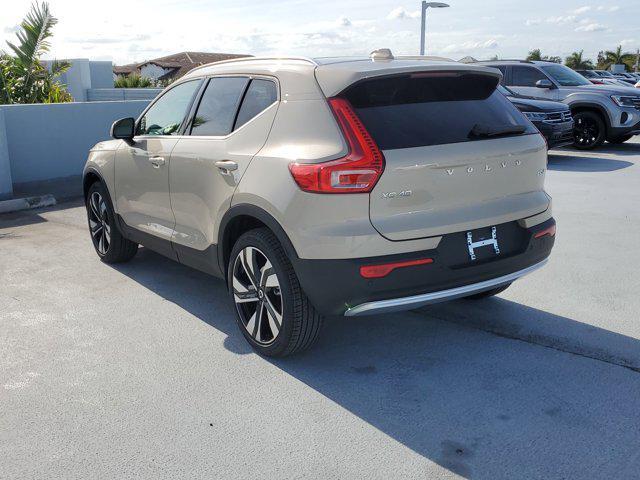 new 2025 Volvo XC40 car, priced at $49,070