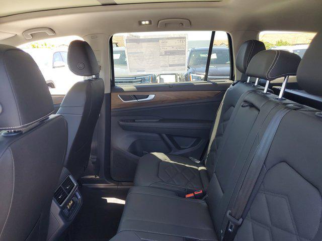 new 2025 Volkswagen Atlas car, priced at $44,385