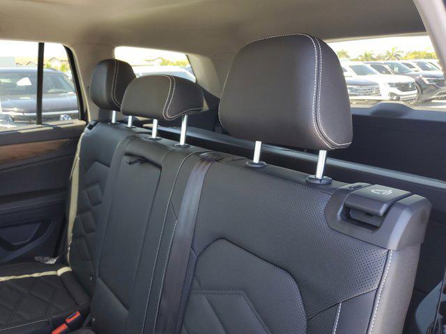new 2025 Volkswagen Atlas car, priced at $44,385